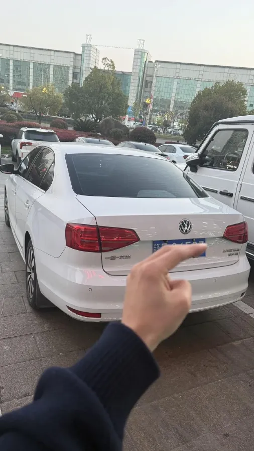 2019 Jeep Renegade 1.3T 173HP L4 7DCT,autocango,china used car exporter,china ev exporter,chinese used car exporter,chinese used ev exporter