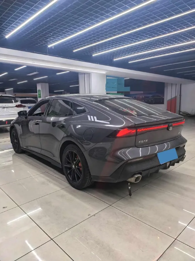 2024 ChangAn UNI-V 1.5T 188HP L4 7DCT,autocango,china used car exporter,china ev exporter,chinese used car exporter,chinese used ev exporter