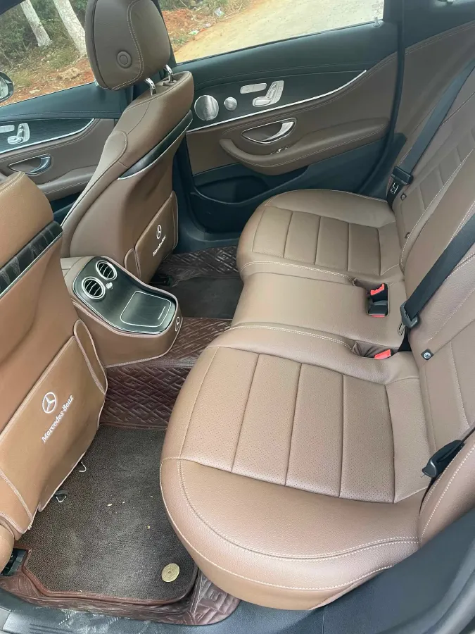 2021 Mercedes-Benz E Class 2.0T 258HP L4 9AT,autocango,china used car exporter,china ev exporter,chinese used car exporter,chinese used ev exporter