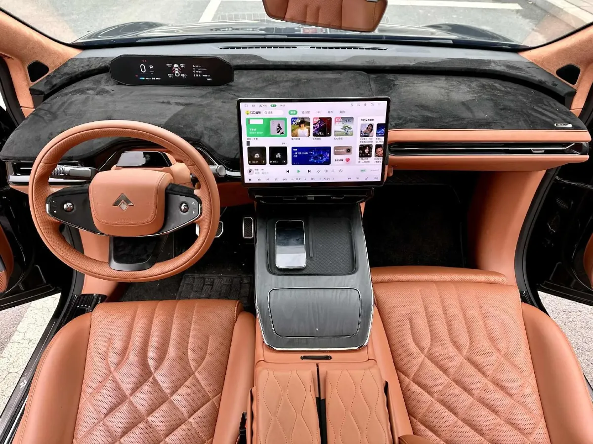 2024 HYPTEC HT BEV 80KWH,autocango,china used car exporter,china ev exporter,chinese used car exporter,chinese used ev exporter