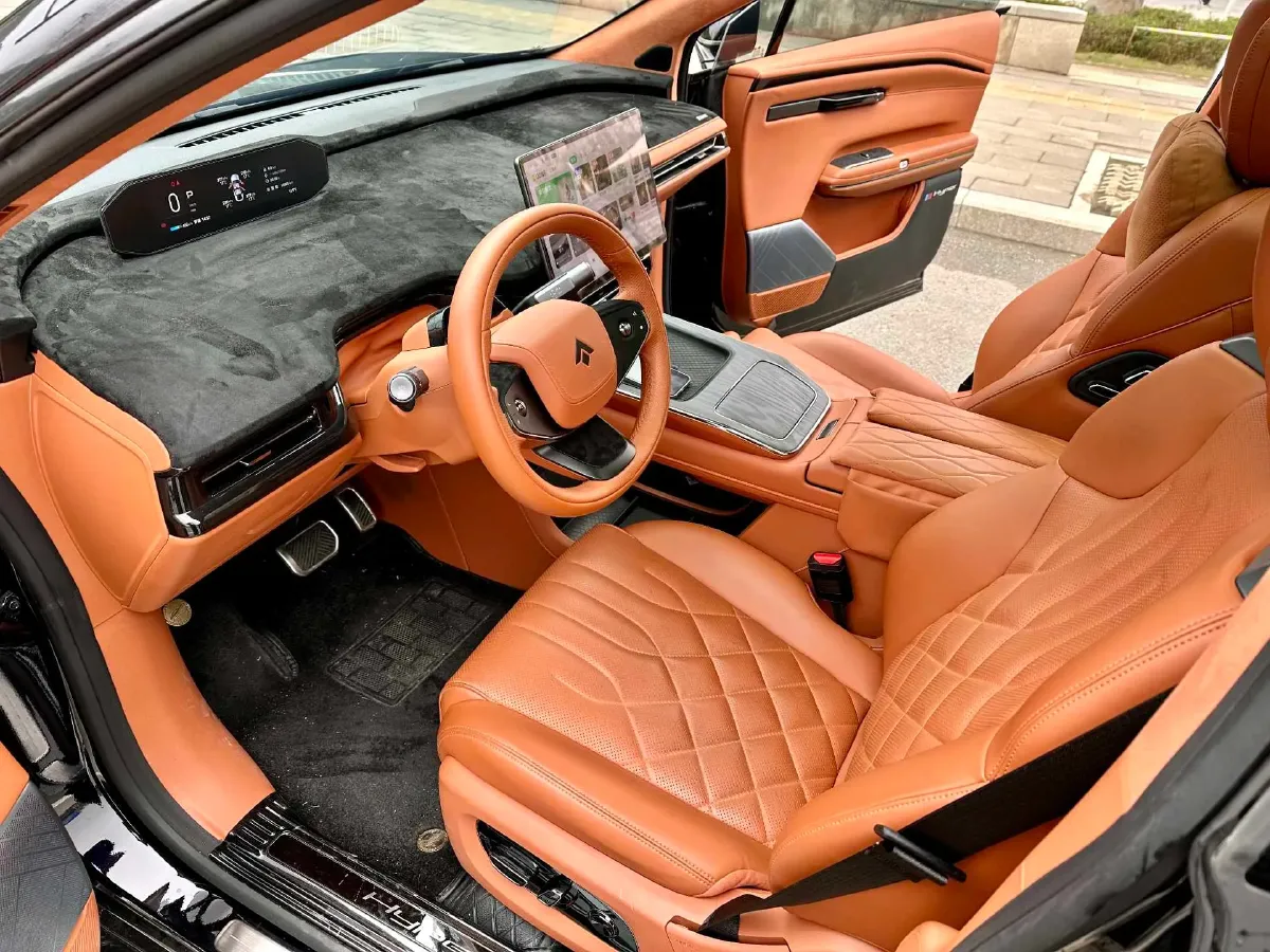 2024 HYPTEC HT BEV 80KWH,autocango,china used car exporter,china ev exporter,chinese used car exporter,chinese used ev exporter