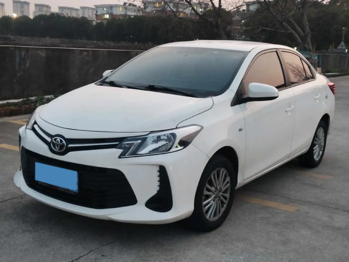2021 Toyota Vios 1.5L 112HP L4 CVT,autocango,china used car exporter,china ev exporter,chinese used car exporter,chinese used ev exporter