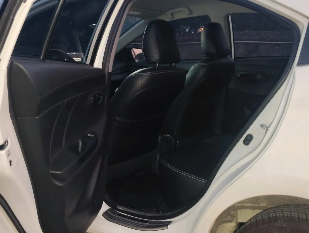 2021 Toyota Vios 1.5L 112HP L4 CVT,autocango,china used car exporter,china ev exporter,chinese used car exporter,chinese used ev exporter