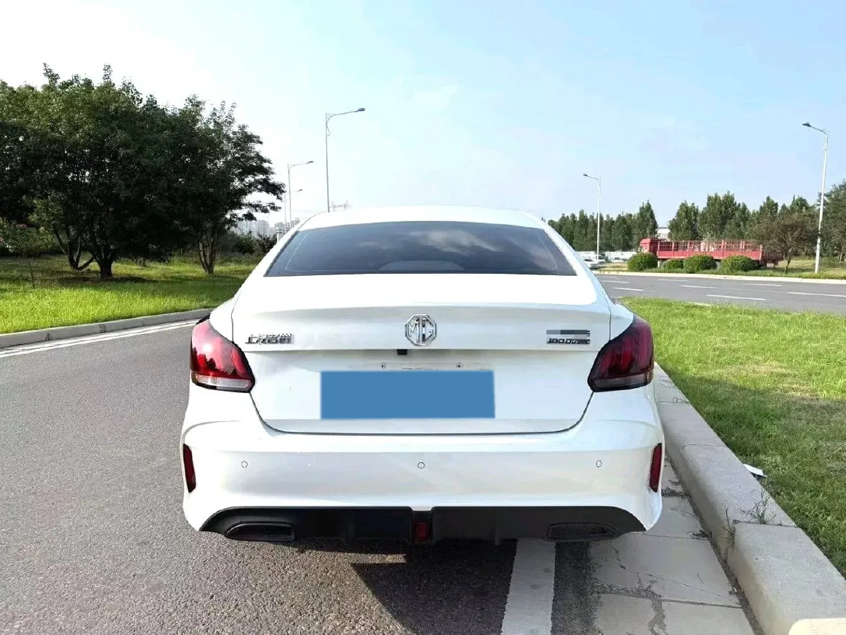 2023 MG 5 1.5L 129HP L4 5MT,autocango,china used car exporter,china ev exporter,chinese used car exporter,chinese used ev exporter