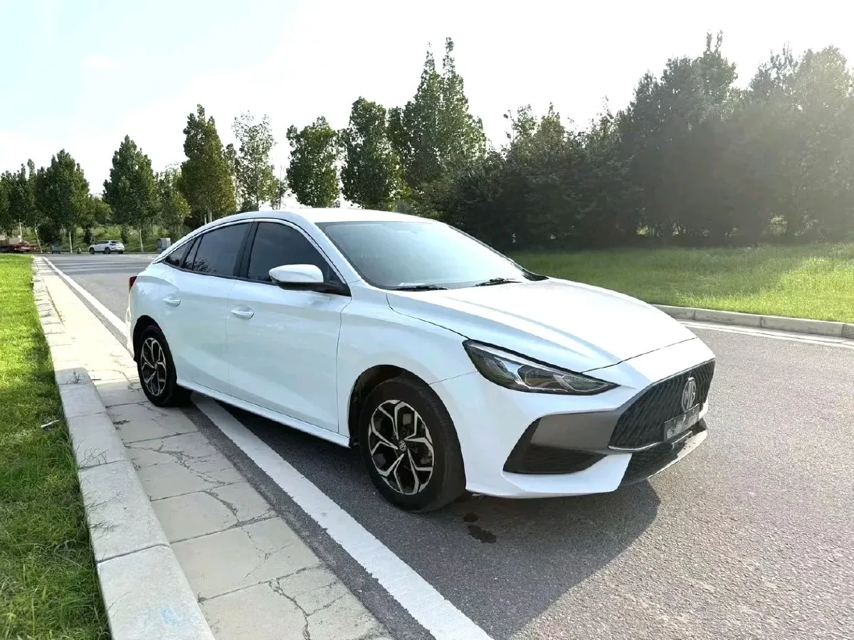 2023 MG 5 1.5L 129HP L4 5MT,autocango,china used car exporter,china ev exporter,chinese used car exporter,chinese used ev exporter