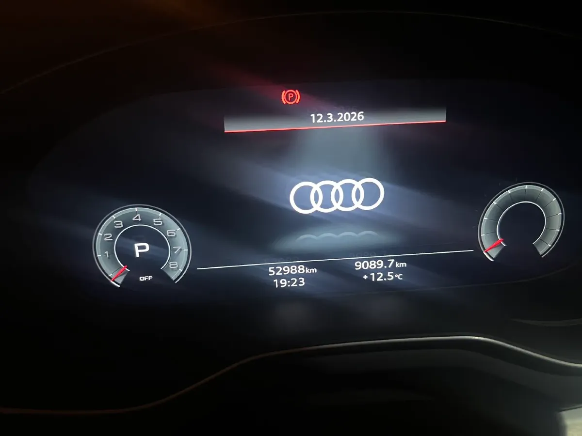 2023 Audi A4L 2.0T 190HP L4 7DCT,autocango,china used car exporter,china ev exporter,chinese used car exporter,chinese used ev exporter