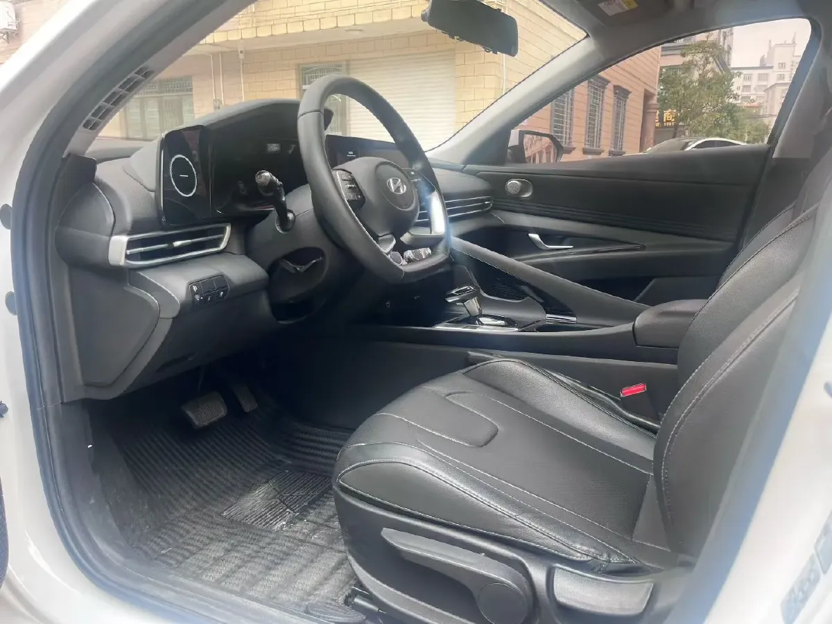 2023 Hyundai Elantra 1.5L 115HP L4 CVT,autocango,china used car exporter,china ev exporter,chinese used car exporter,chinese used ev exporter