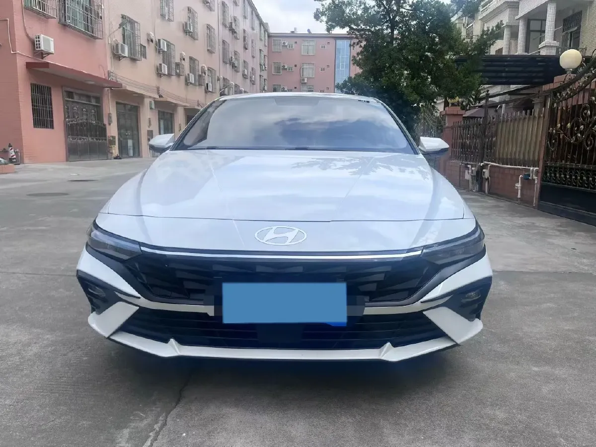 2023 Hyundai Elantra 1.5L 115HP L4 CVT,autocango,china used car exporter,china ev exporter,chinese used car exporter,chinese used ev exporter