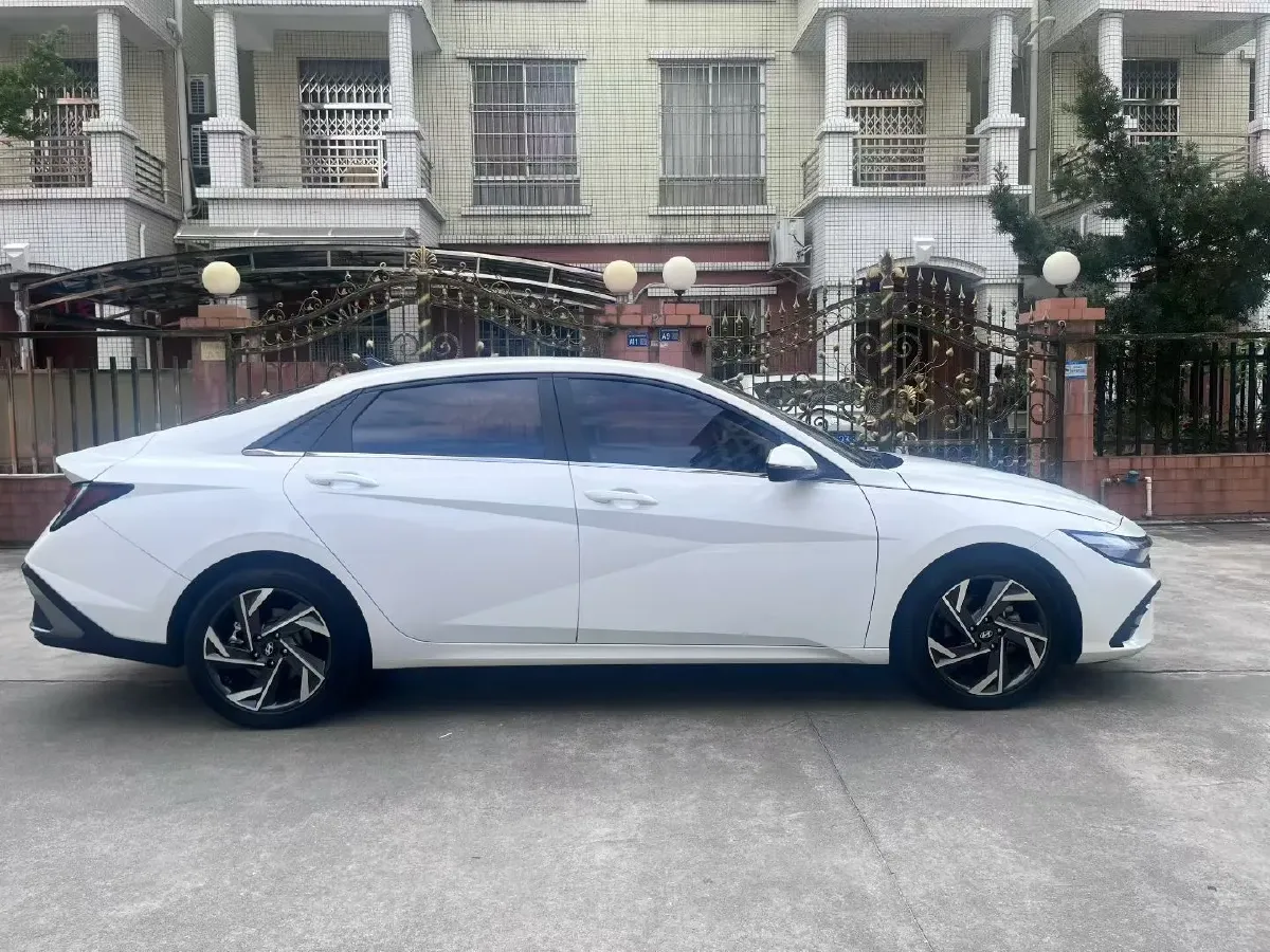 2023 Hyundai Elantra 1.5L 115HP L4 CVT,autocango,china used car exporter,china ev exporter,chinese used car exporter,chinese used ev exporter