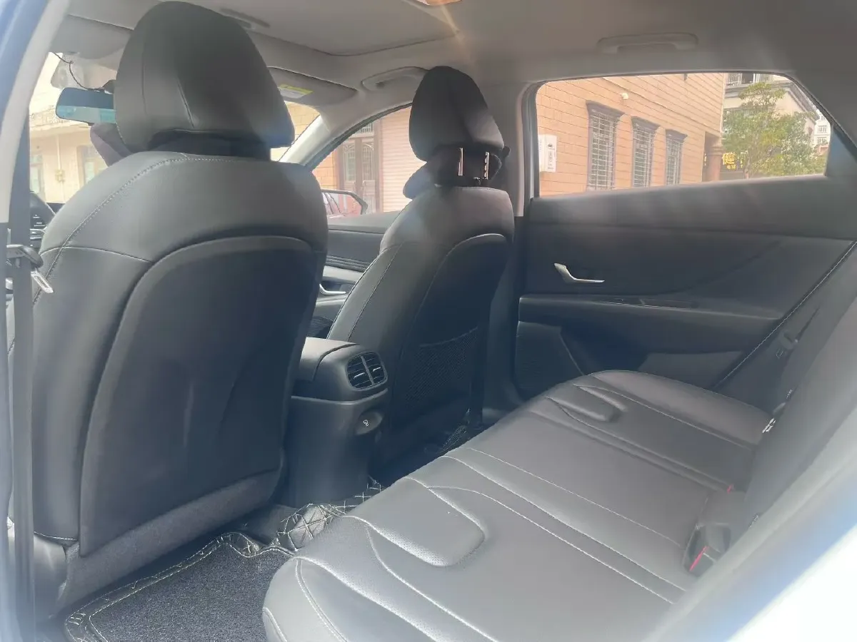 2023 Hyundai Elantra 1.5L 115HP L4 CVT,autocango,china used car exporter,china ev exporter,chinese used car exporter,chinese used ev exporter