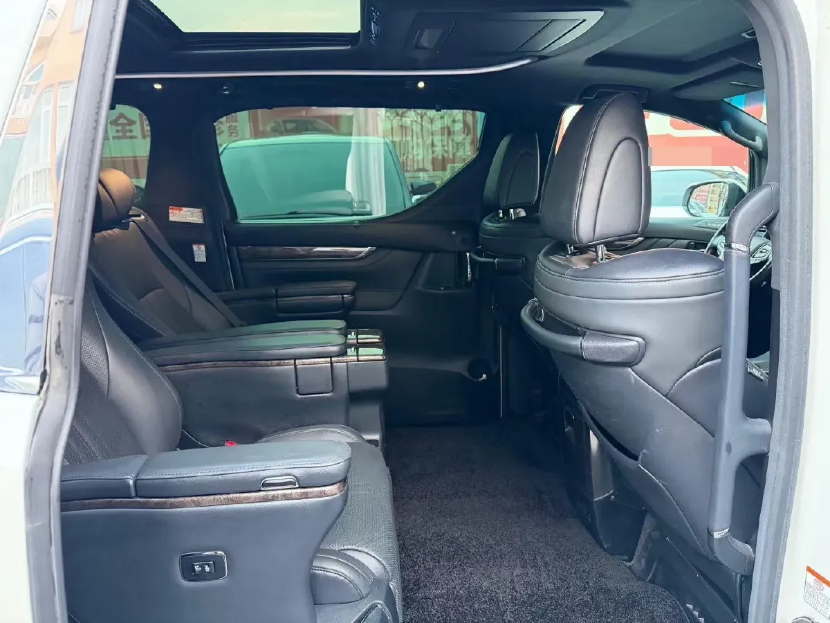 2020 Toyota Alphard 2.5L 117HP L4 E-CVT Hybrid,autocango,china used car exporter,china ev exporter,chinese used car exporter,chinese used ev exporter