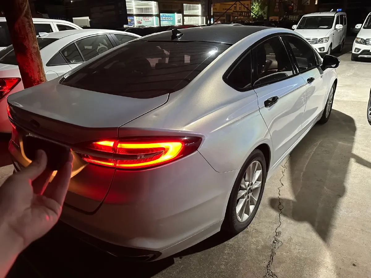 2018 Ford Mondeo 1.5T 181HP L4 6AT,autocango,china used car exporter,china ev exporter,chinese used car exporter,chinese used ev exporter