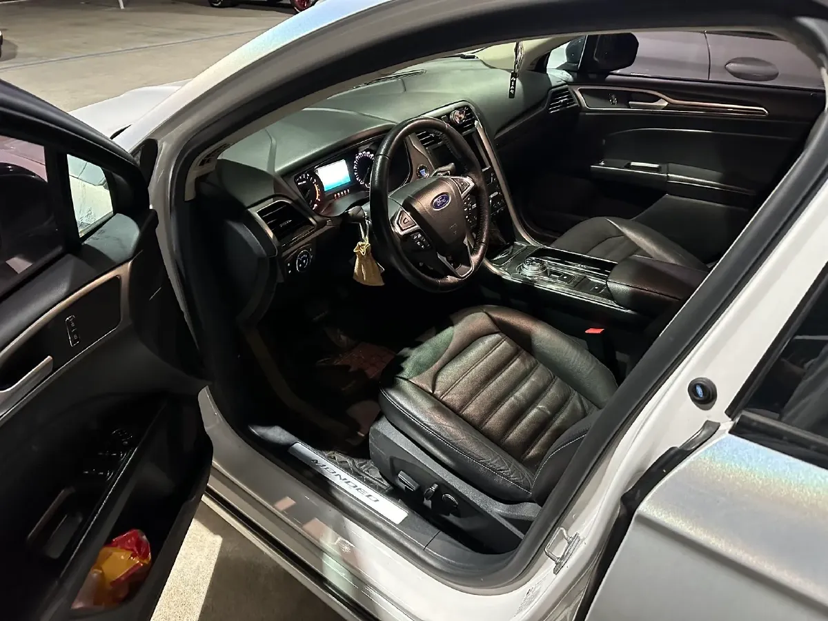 2018 Ford Mondeo 1.5T 181HP L4 6AT,autocango,china used car exporter,china ev exporter,chinese used car exporter,chinese used ev exporter