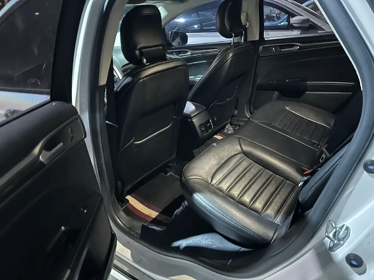 2018 Ford Mondeo 1.5T 181HP L4 6AT,autocango,china used car exporter,china ev exporter,chinese used car exporter,chinese used ev exporter