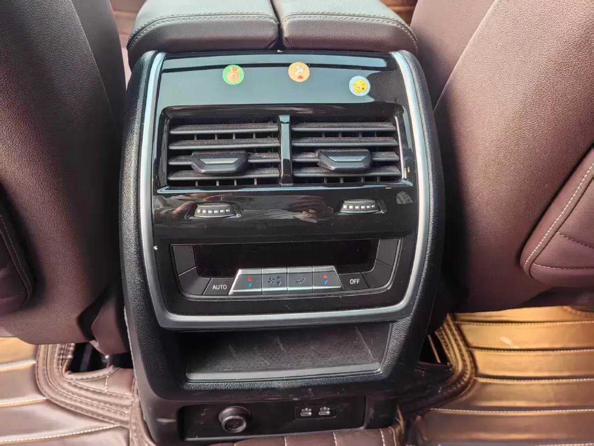 2022 BMW X5 3.0T 333HP L6 8AT,autocango,china used car exporter,china ev exporter,chinese used car exporter,chinese used ev exporter