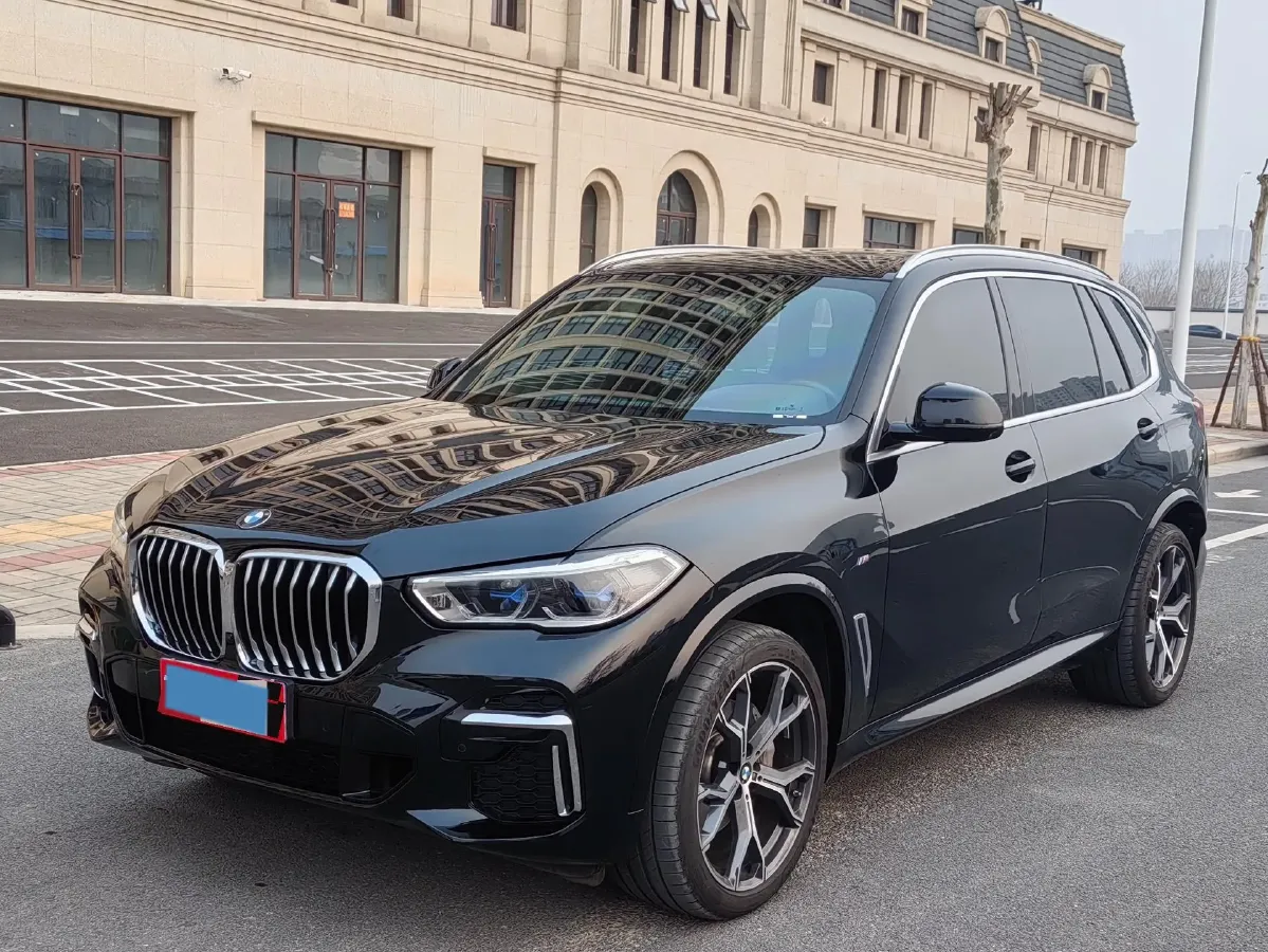 2022 BMW X5 3.0T 333HP L6 8AT,autocango,china used car exporter,china ev exporter,chinese used car exporter,chinese used ev exporter