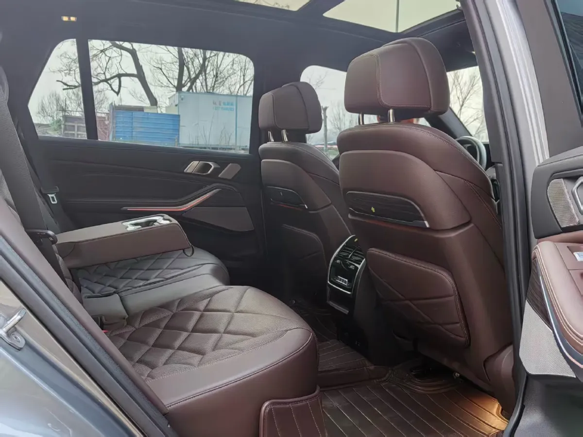 2022 BMW X5 3.0T 333HP L6 8AT,autocango,china used car exporter,china ev exporter,chinese used car exporter,chinese used ev exporter