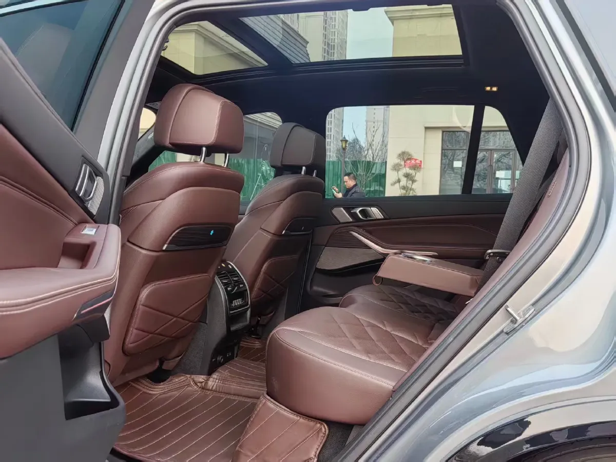 2022 BMW X5 3.0T 333HP L6 8AT,autocango,china used car exporter,china ev exporter,chinese used car exporter,chinese used ev exporter