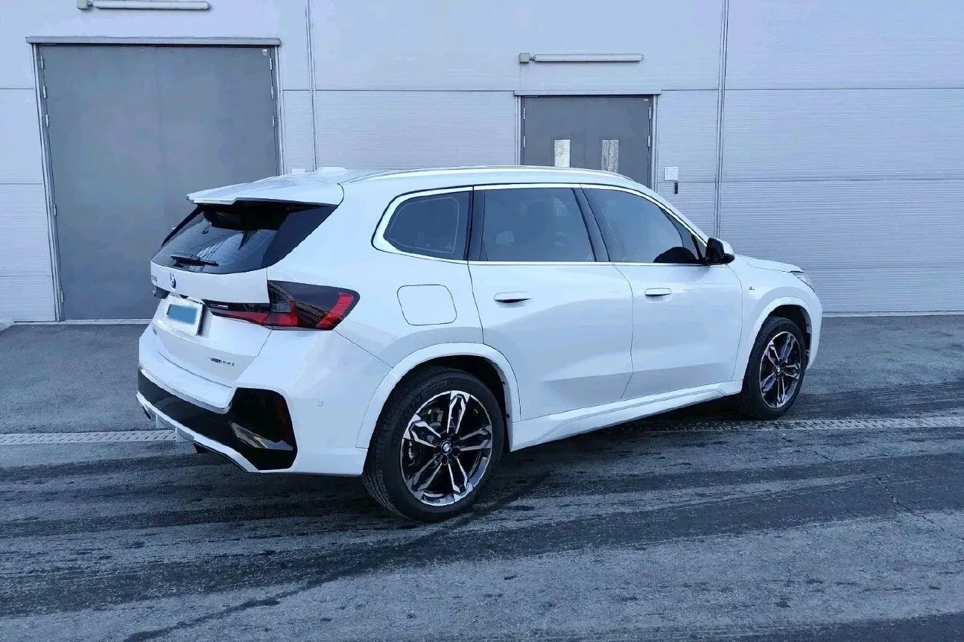 2025 BMW X1 2.0T 204HP L4 7DCT,autocango,china used car exporter,china ev exporter,chinese used car exporter,chinese used ev exporter