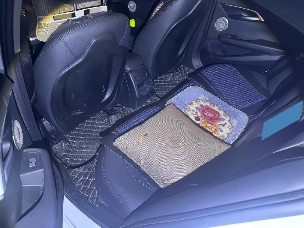 2021 BMW 1 Series 1.5T 140HP L3 7DCT,autocango,china used car exporter,china ev exporter,chinese used car exporter,chinese used ev exporter