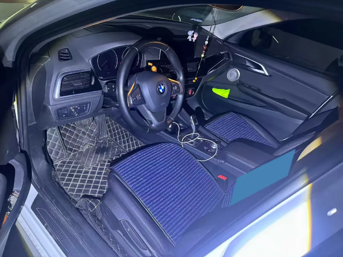 2021 BMW 1 Series 1.5T 140HP L3 7DCT,autocango,china used car exporter,china ev exporter,chinese used car exporter,chinese used ev exporter