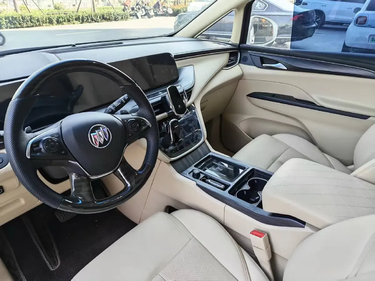 2023 Buick GL8 2.0T 237HP L4 9AT,autocango,china used car exporter,china ev exporter,chinese used car exporter,chinese used ev exporter