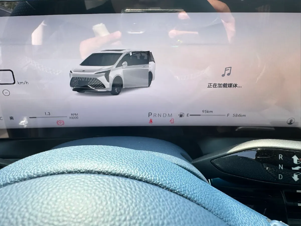 2025 Buick Century 2.0T 237HP L4 9AT,autocango,china used car exporter,china ev exporter,chinese used car exporter,chinese used ev exporter