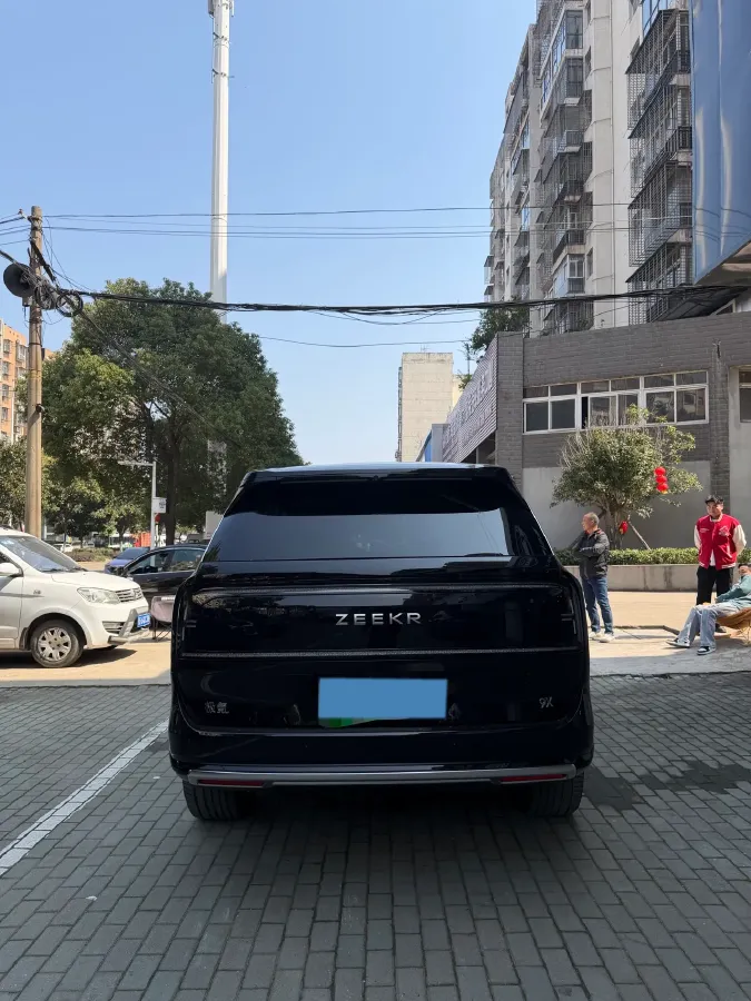 2025 Zeekr 9X 2.0T 279HP L4 1DHT PHEV,autocango,china used car exporter,china ev exporter,chinese used car exporter,chinese used ev exporter