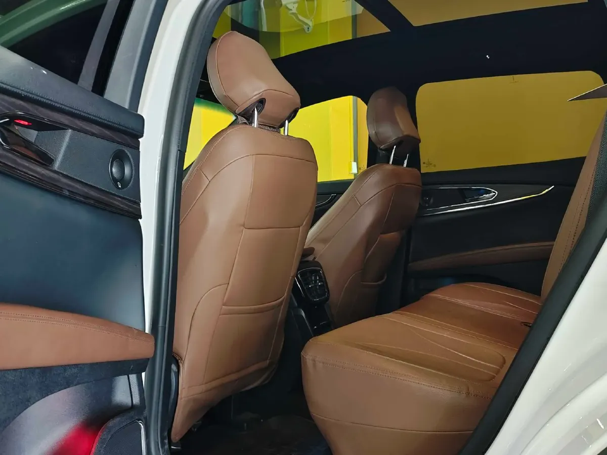 2021 Lincoln Nautilus 2.0T 245HP L4 8AT,autocango,china used car exporter,china ev exporter,chinese used car exporter,chinese used ev exporter