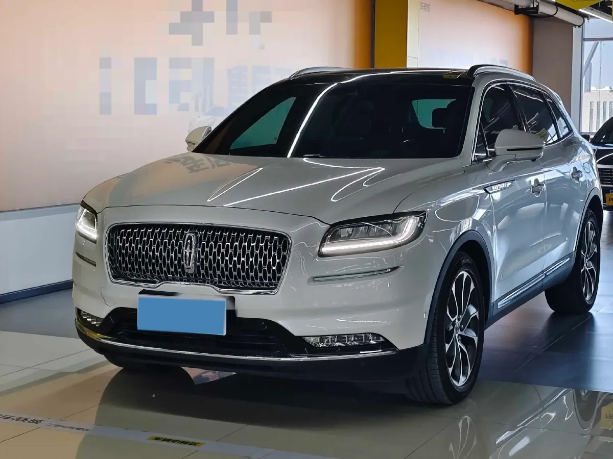 2021 Lincoln Nautilus 2.0T 245HP L4 8AT,autocango,china used car exporter,china ev exporter,chinese used car exporter,chinese used ev exporter