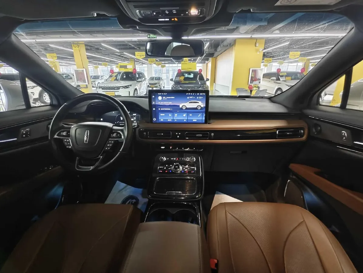 2021 Lincoln Nautilus 2.0T 245HP L4 8AT,autocango,china used car exporter,china ev exporter,chinese used car exporter,chinese used ev exporter