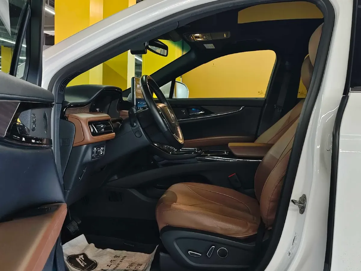 2021 Lincoln Nautilus 2.0T 245HP L4 8AT,autocango,china used car exporter,china ev exporter,chinese used car exporter,chinese used ev exporter