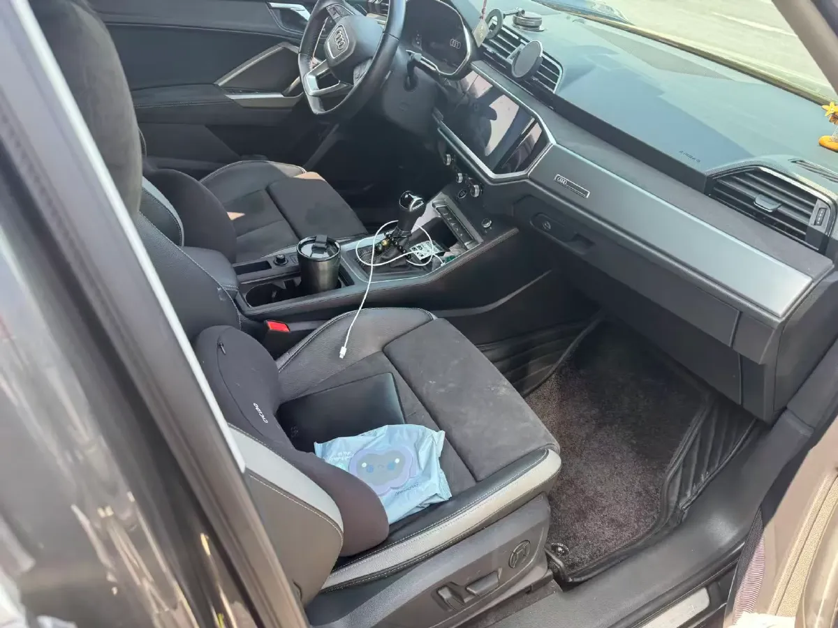 2022 Audi Q3 1.4T 150HP L4 7DCT,autocango,china used car exporter,china ev exporter,chinese used car exporter,chinese used ev exporter