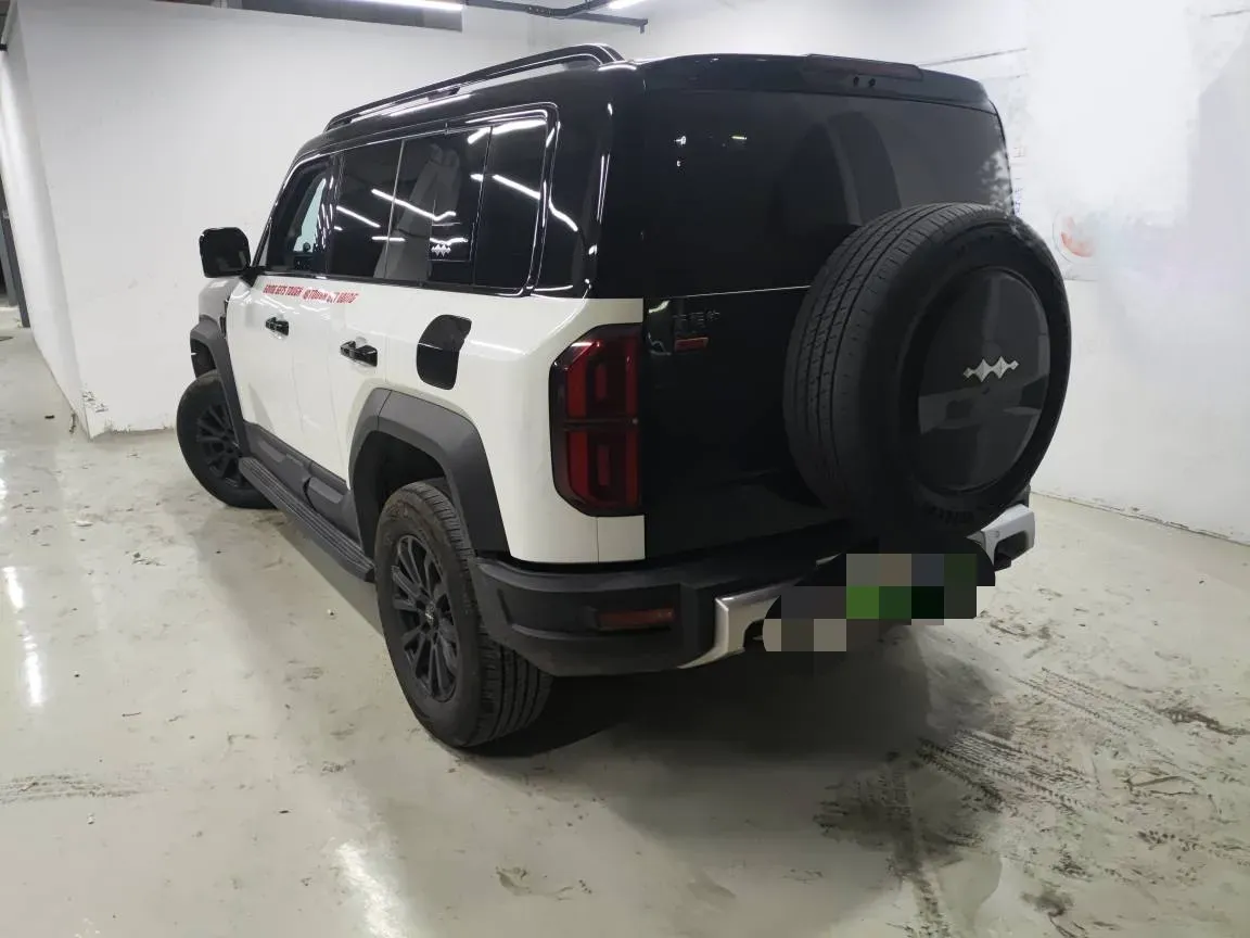 2023 FangChengBao Bao 5 1.5T 194HP L4 E-CVT PHEV 31.8KWH,autocango,china used car exporter,china ev exporter,chinese used car exporter,chinese used ev exporter