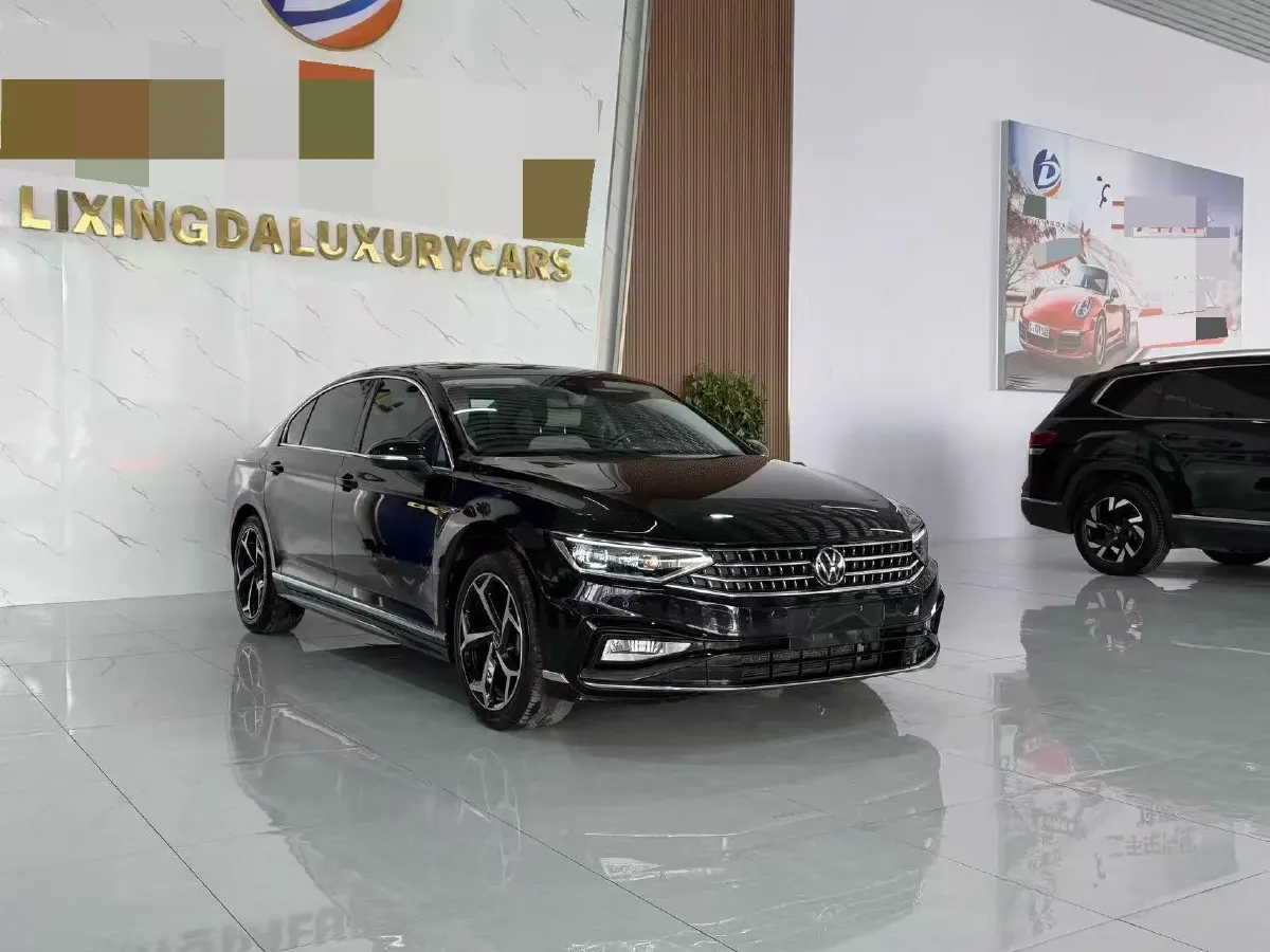 2023 Volkswagen Magotan 2.0T 186HP L4 7DCT,autocango,china used car exporter,china ev exporter,chinese used car exporter,chinese used ev exporter