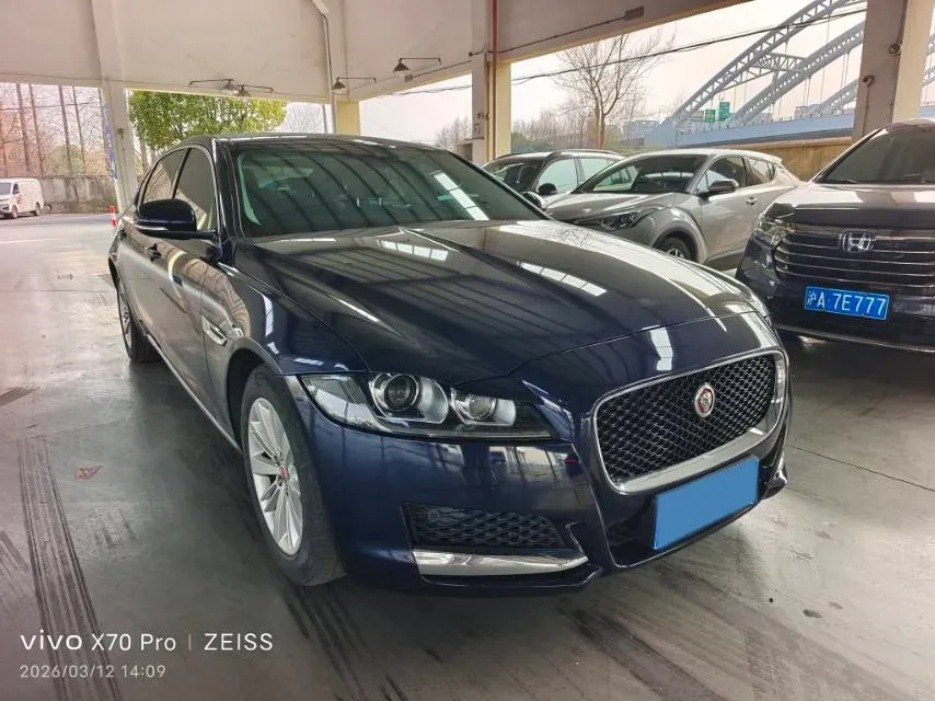 2019 Mercedes-Benz GLA Class 2.0T 211HP L4 7DCT,autocango,china used car exporter,china ev exporter,chinese used car exporter,chinese used ev exporter