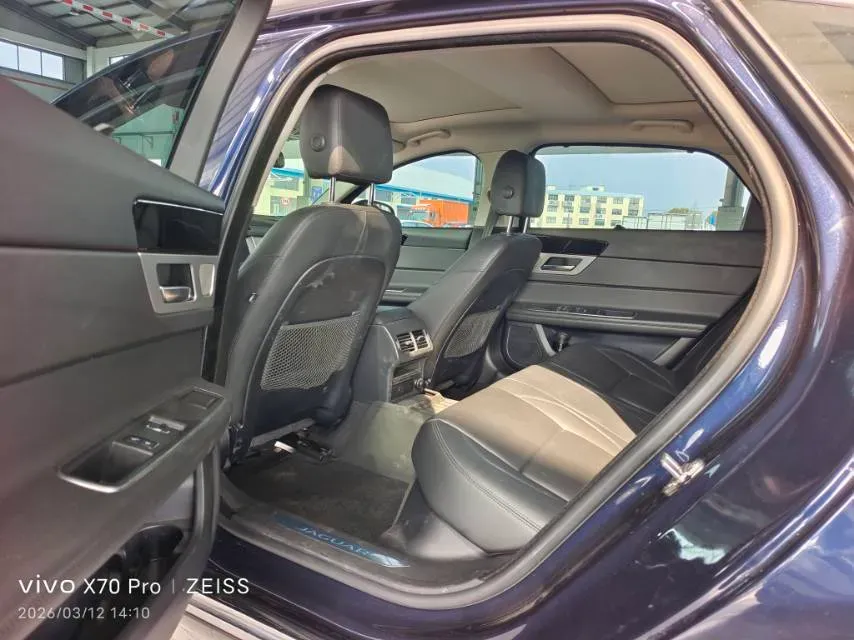 2019 Mercedes-Benz GLA Class 2.0T 211HP L4 7DCT,autocango,china used car exporter,china ev exporter,chinese used car exporter,chinese used ev exporter