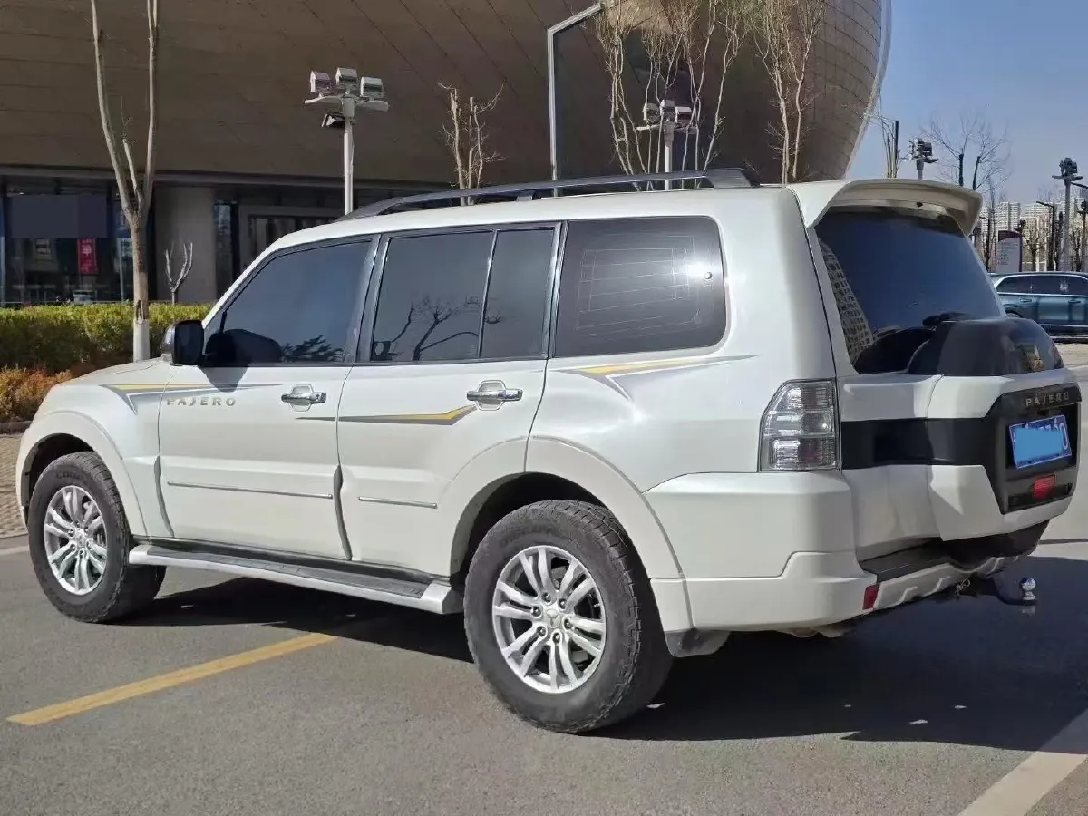 2017 Honda Jade 1.8L 141HP L4 5AT,autocango,china used car exporter,china ev exporter,chinese used car exporter,chinese used ev exporter