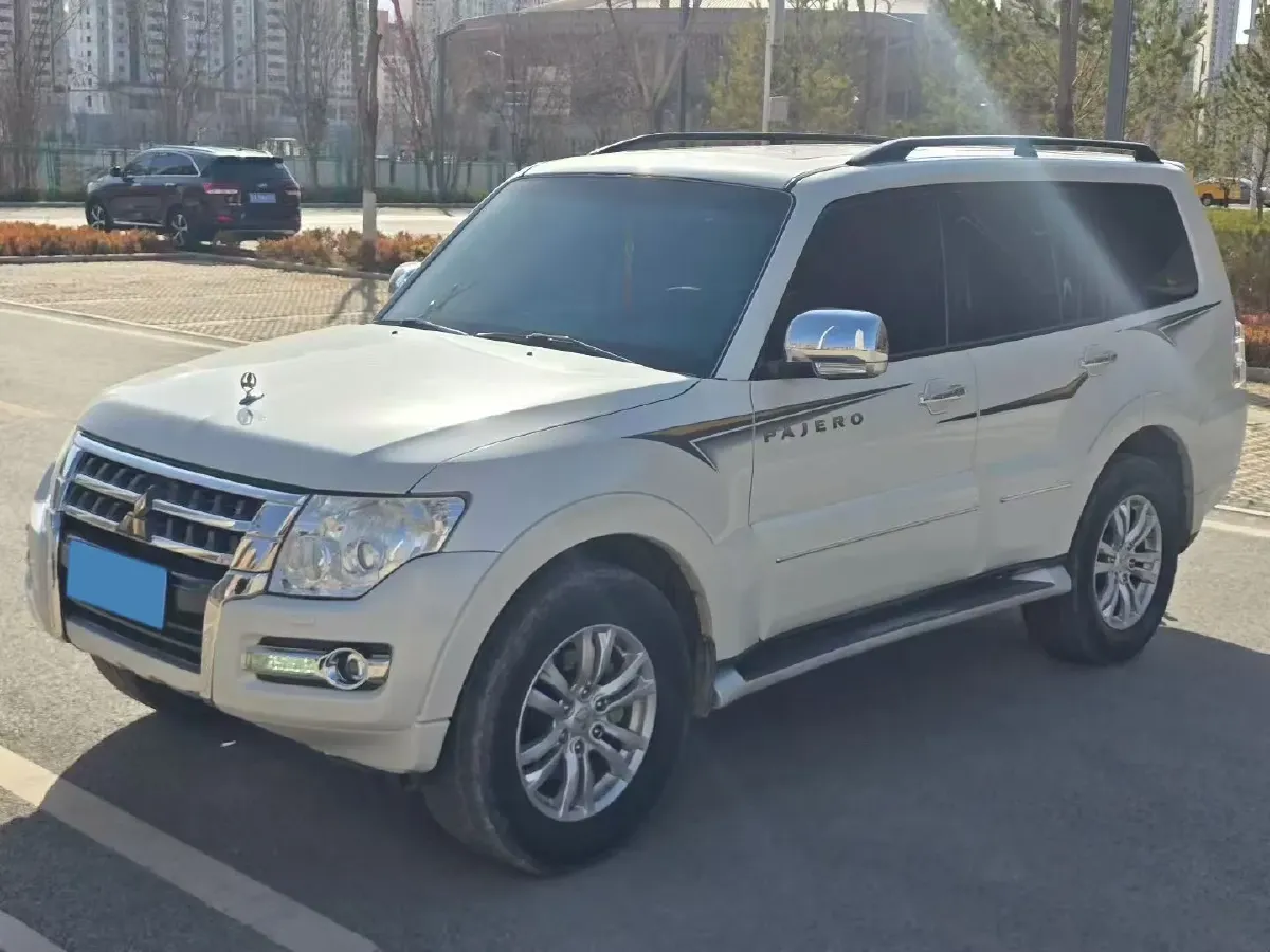 2017 Honda Jade 1.8L 141HP L4 5AT,autocango,china used car exporter,china ev exporter,chinese used car exporter,chinese used ev exporter