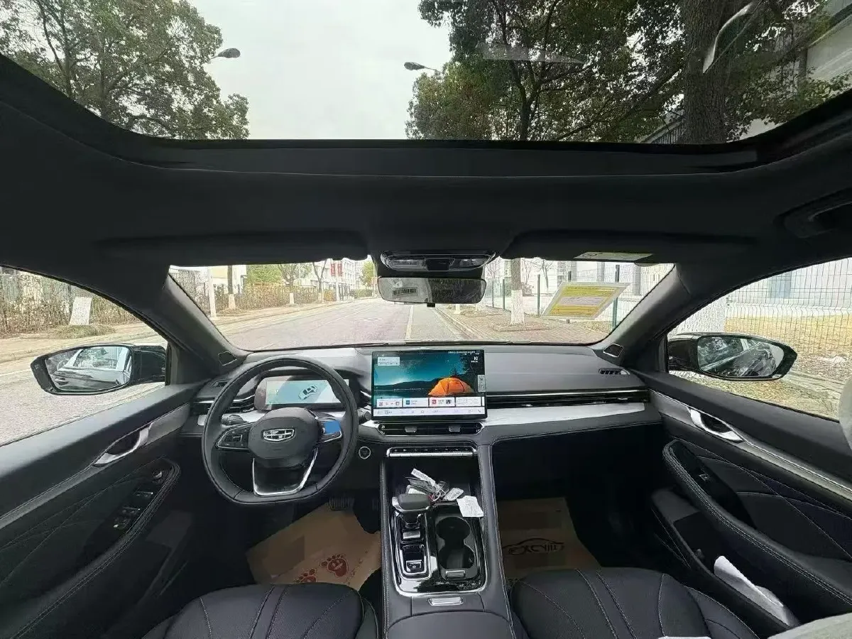 2026 Geely Preface 1.5T 181HP L4 7DCT,autocango,china used car exporter,china ev exporter,chinese used car exporter,chinese used ev exporter