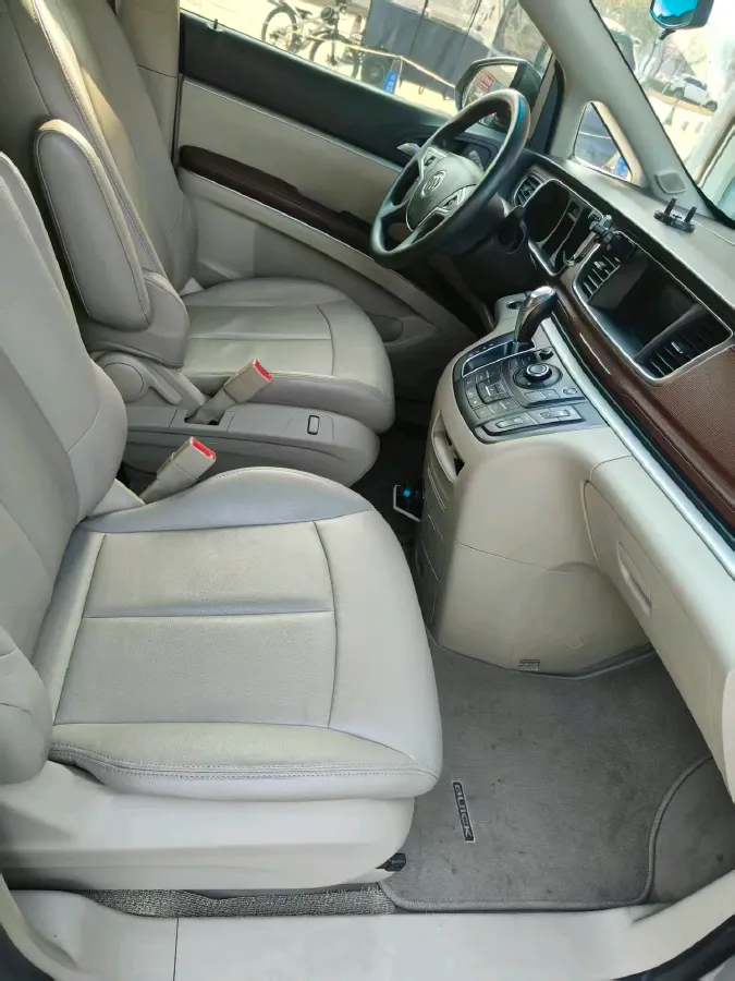 2018 Buick GL8 2.0T 260HP L4 6AT,autocango,china used car exporter,china ev exporter,chinese used car exporter,chinese used ev exporter