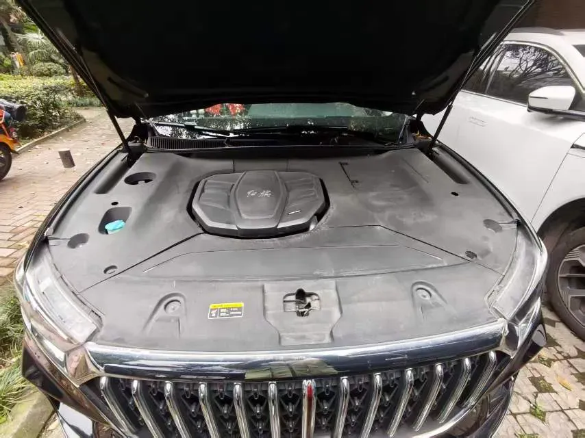 2022 HongQi HS5 2.0T 224HP L4 6AT,autocango,china used car exporter,china ev exporter,chinese used car exporter,chinese used ev exporter