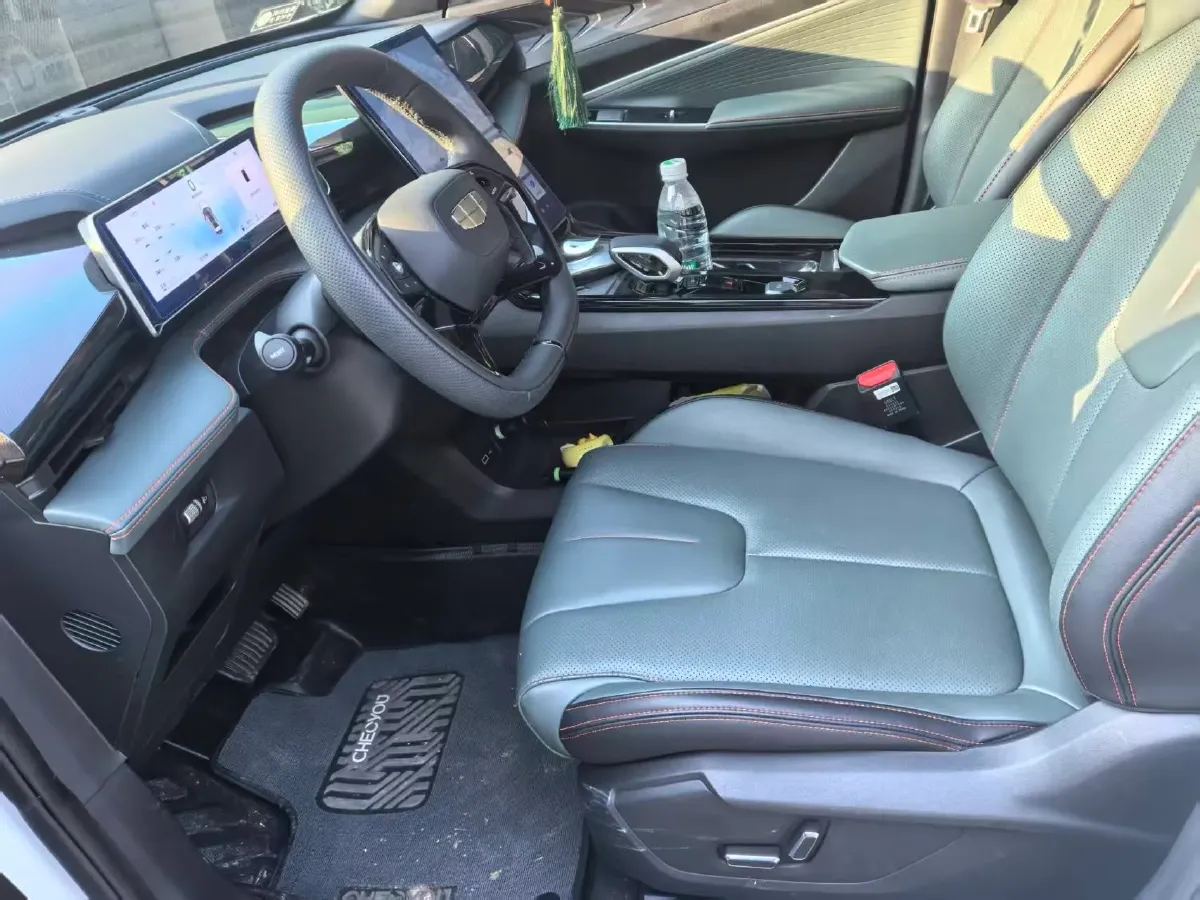 2024 Geely Azkarra 1.5T 181HP L4 7DCT,autocango,china used car exporter,china ev exporter,chinese used car exporter,chinese used ev exporter