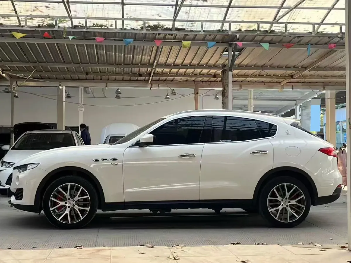 2018 Jaguar XJ 3.0T 340HP V6 8AT,autocango,china used car exporter,china ev exporter,chinese used car exporter,chinese used ev exporter