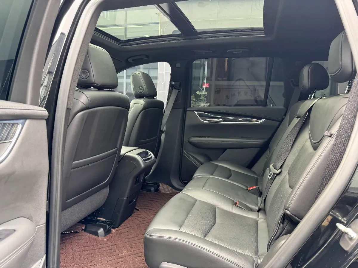 2020 Cadillac XT6 2.0T 241HP L4 9AT,autocango,china used car exporter,china ev exporter,chinese used car exporter,chinese used ev exporter