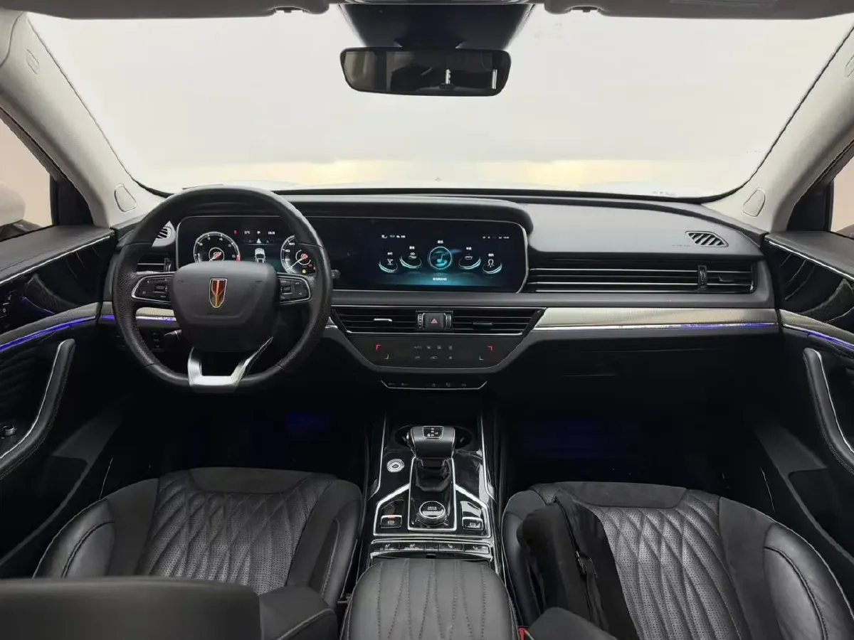 2022 HongQi HS5 2.0T 224HP L4 6AT,autocango,china used car exporter,china ev exporter,chinese used car exporter,chinese used ev exporter