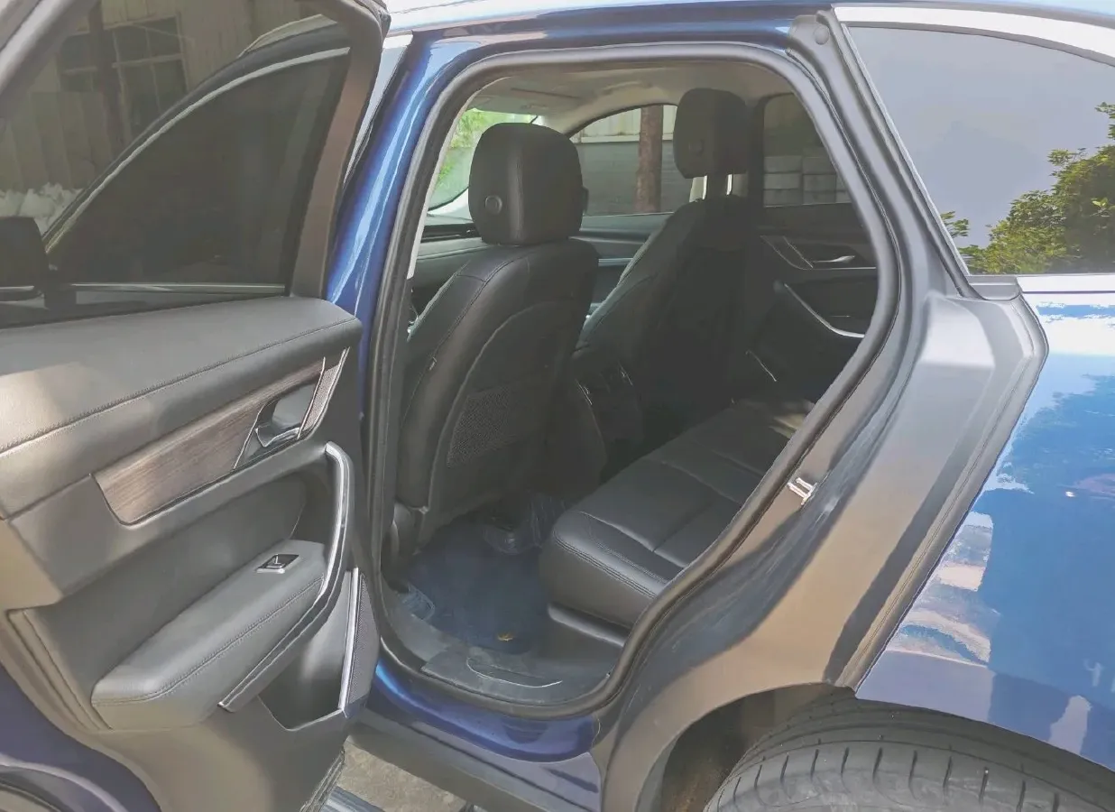 2021 Jaguar F-PACE 2.0T 250HP L4 8AT,autocango,china used car exporter,china ev exporter,chinese used car exporter,chinese used ev exporter