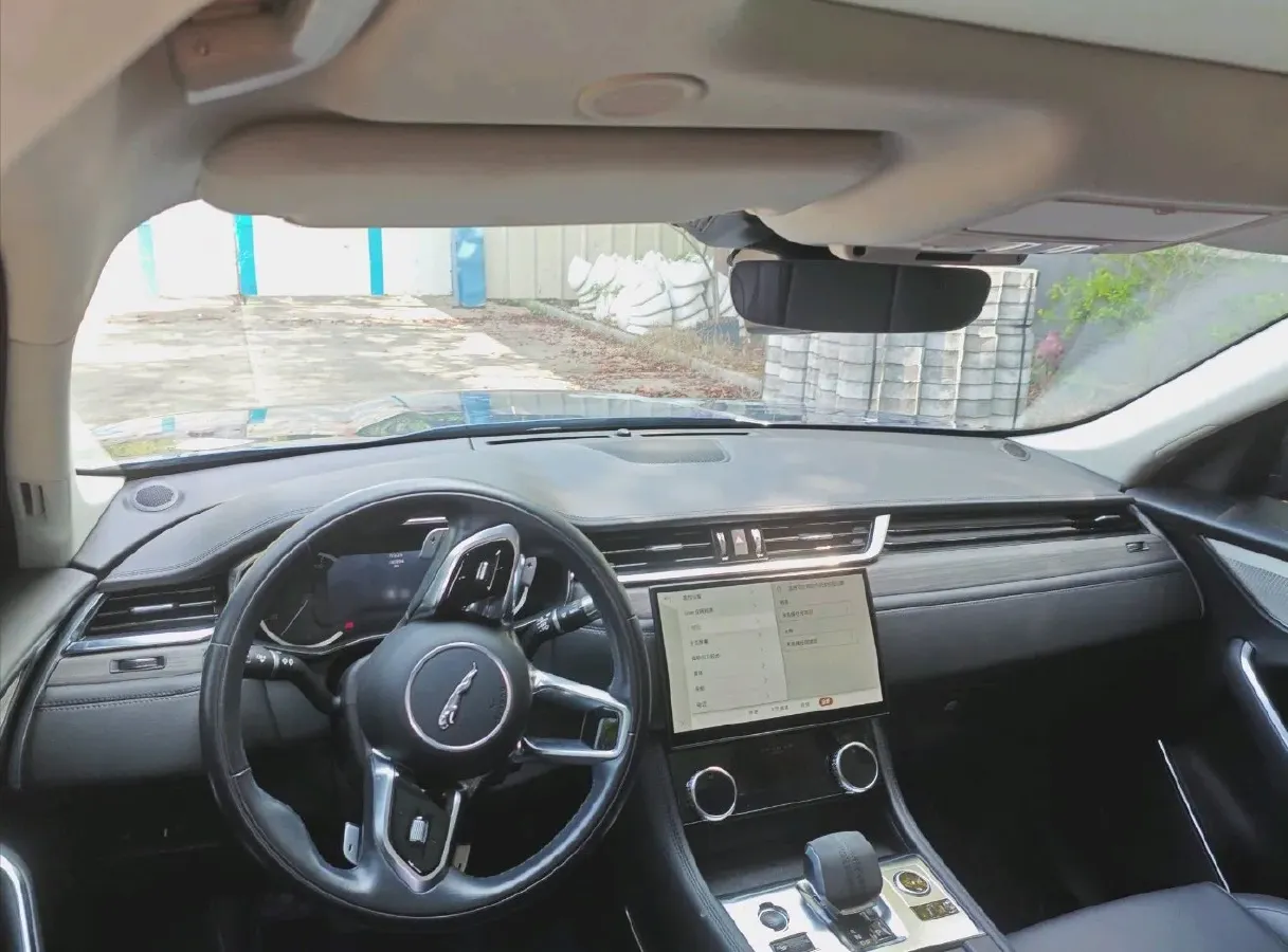 2021 Jaguar F-PACE 2.0T 250HP L4 8AT,autocango,china used car exporter,china ev exporter,chinese used car exporter,chinese used ev exporter