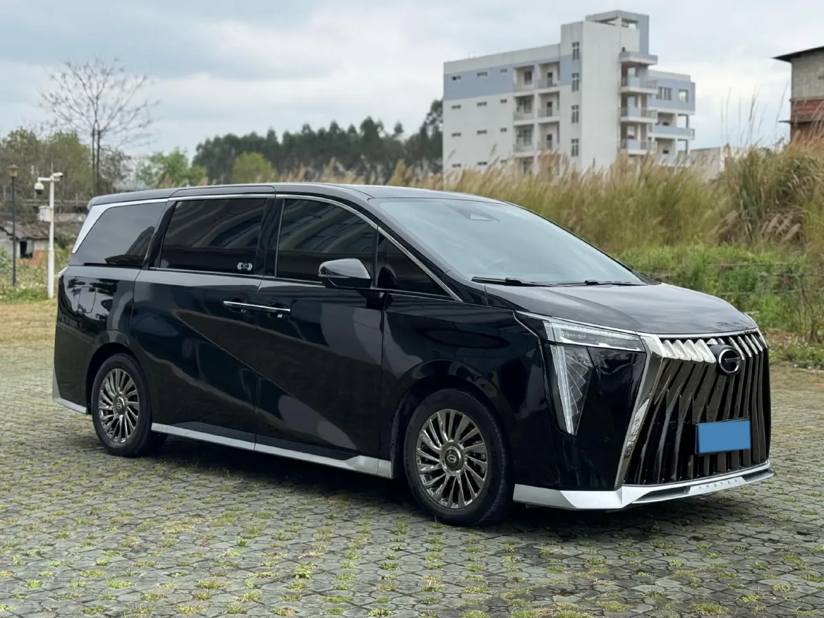 2023 GAC Trumpchi M8 2.0T 252HP L4 8AT,autocango,china used car exporter,china ev exporter,chinese used car exporter,chinese used ev exporter