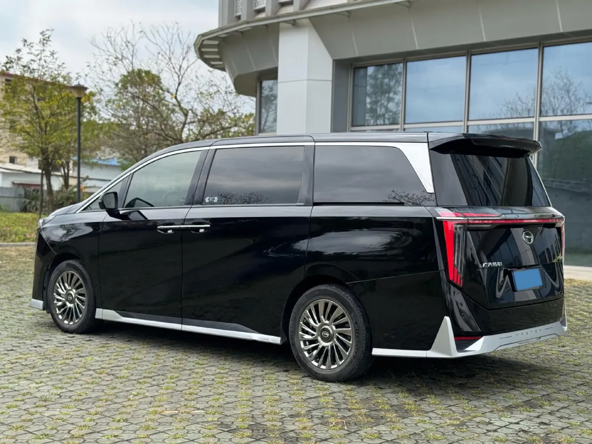 2023 GAC Trumpchi M8 2.0T 252HP L4 8AT,autocango,china used car exporter,china ev exporter,chinese used car exporter,chinese used ev exporter